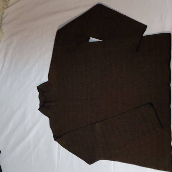 Tahari Turtle Neck Sweater - Picture 2 of 11